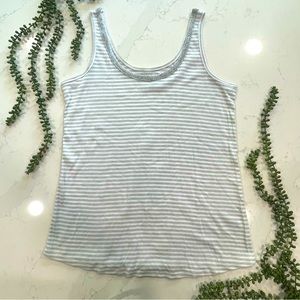 Lane Bryant Silver & White Tank with Metallic Collar Trim 18/20 NWOT
